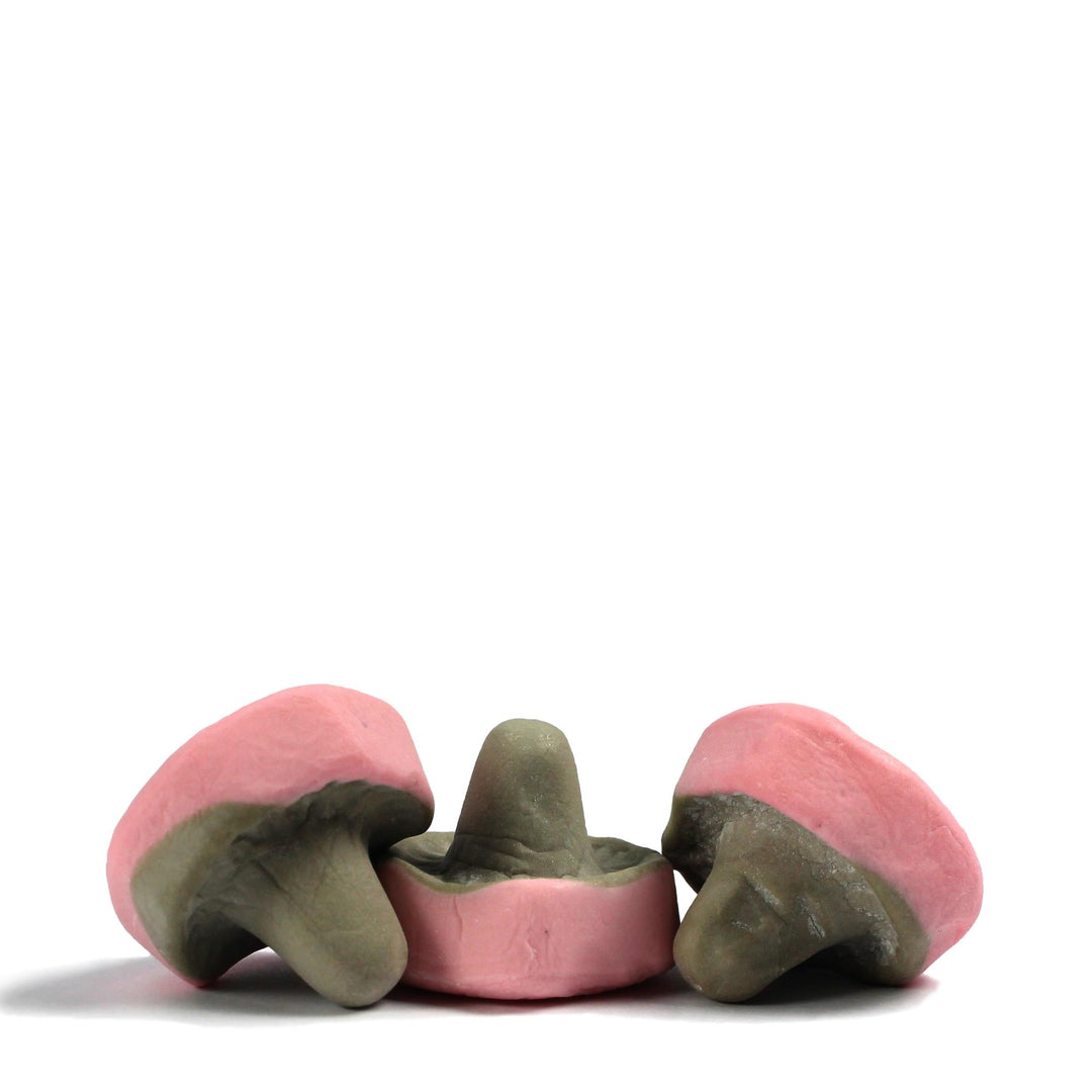 Franssons Hallon/Lakrits Svampar – Salty Liquorice & Raspberry Foam Mushrooms